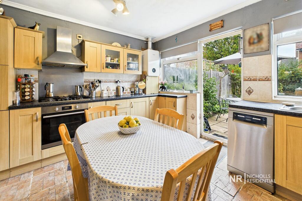 Kitchen/Breakfast Room 2