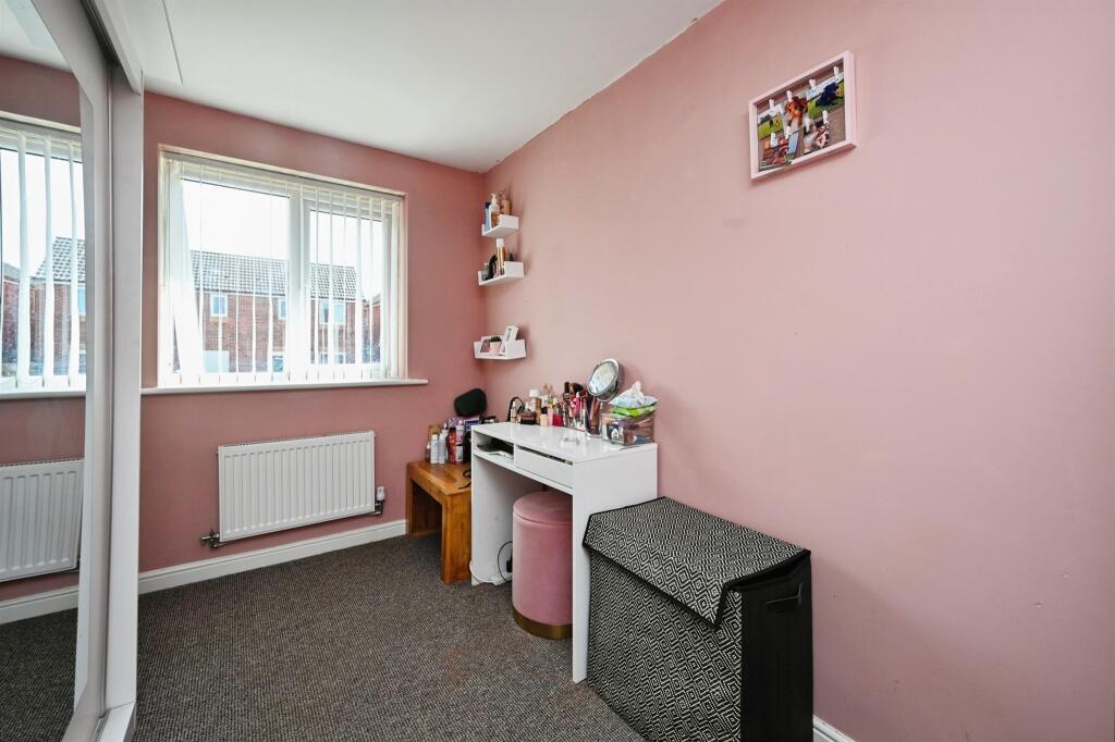 Masefield Avenue, Holmewood, Chesterfield