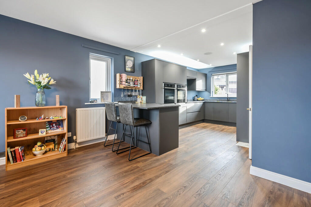 Kitchen/Dining Ro...
