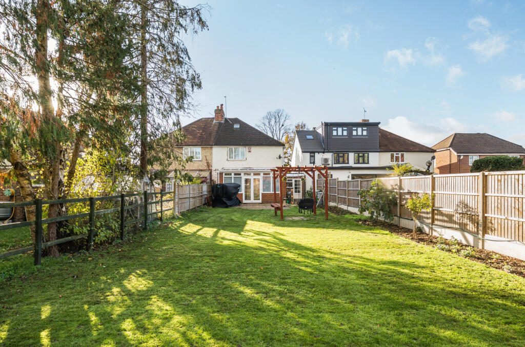 1382925-3-691c756...