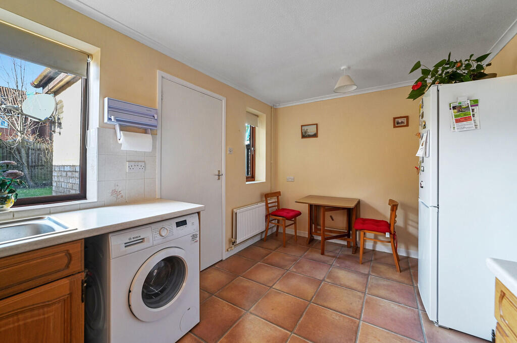 PT-DB(WP)-3RomanF...