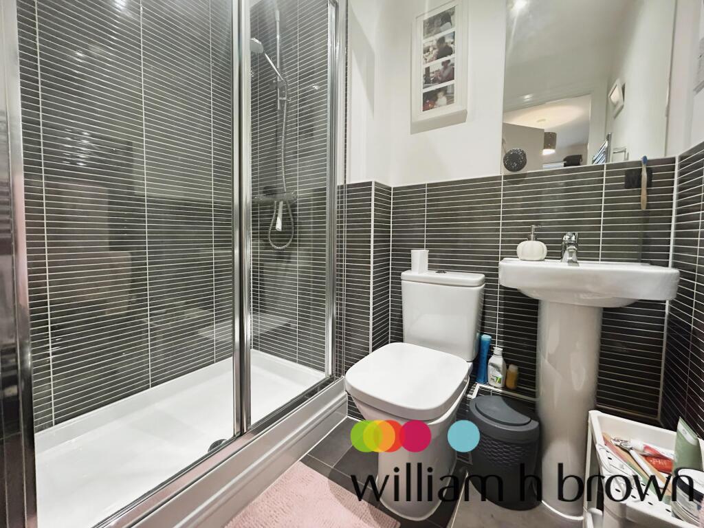 En-suite Bathroom