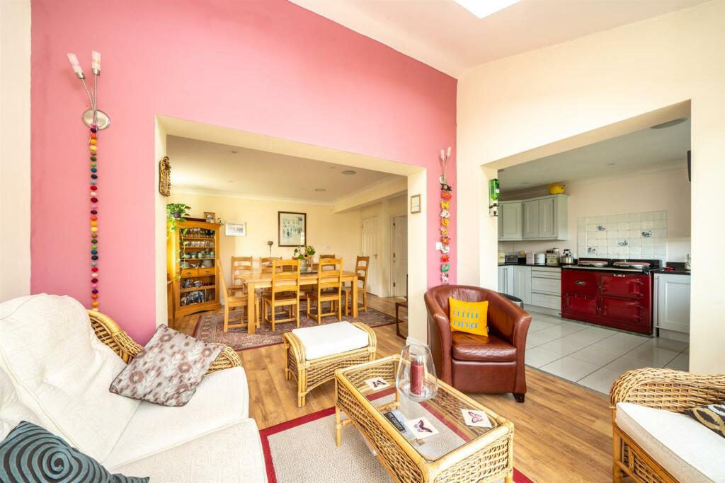 51A-Kingshill-Avenue-1020.jpg