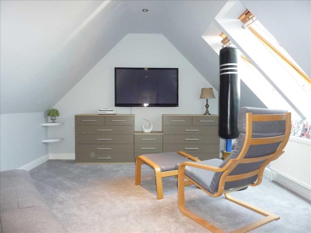 BEDROOM SIX