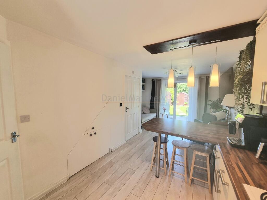 Open Plan Kitchen / Lounge