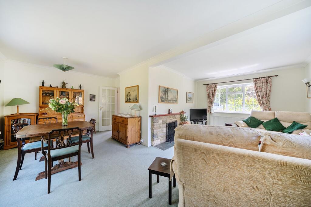 Sitting / Dining Room