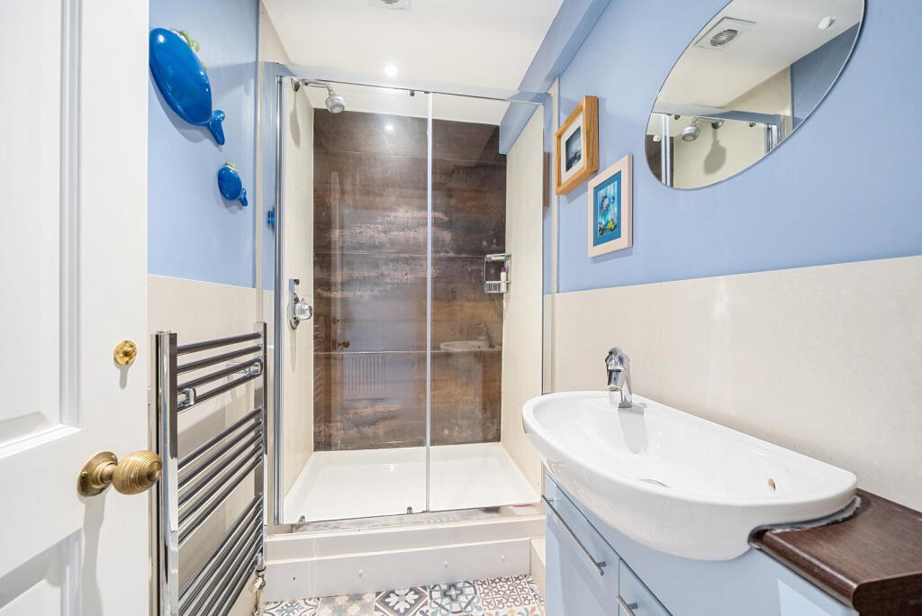 1287466-37-682f1a...