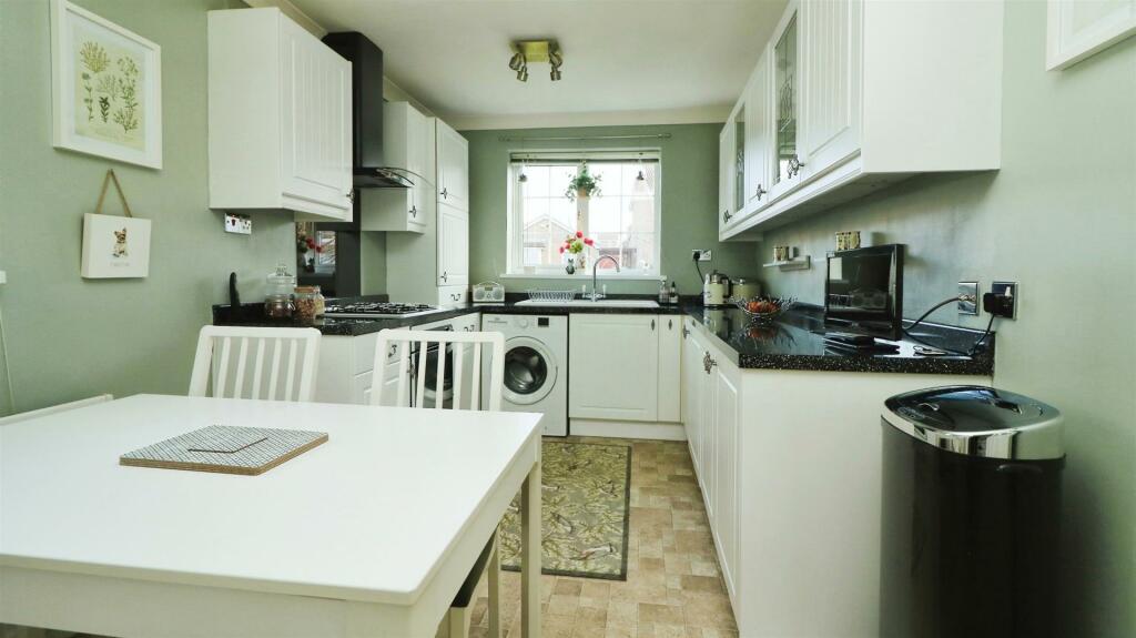 BREAKFAST KITCHEN