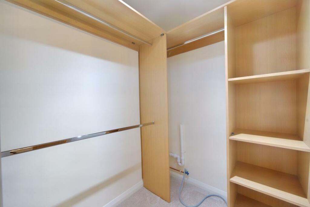 8541170-interior13 (Medium).JPG