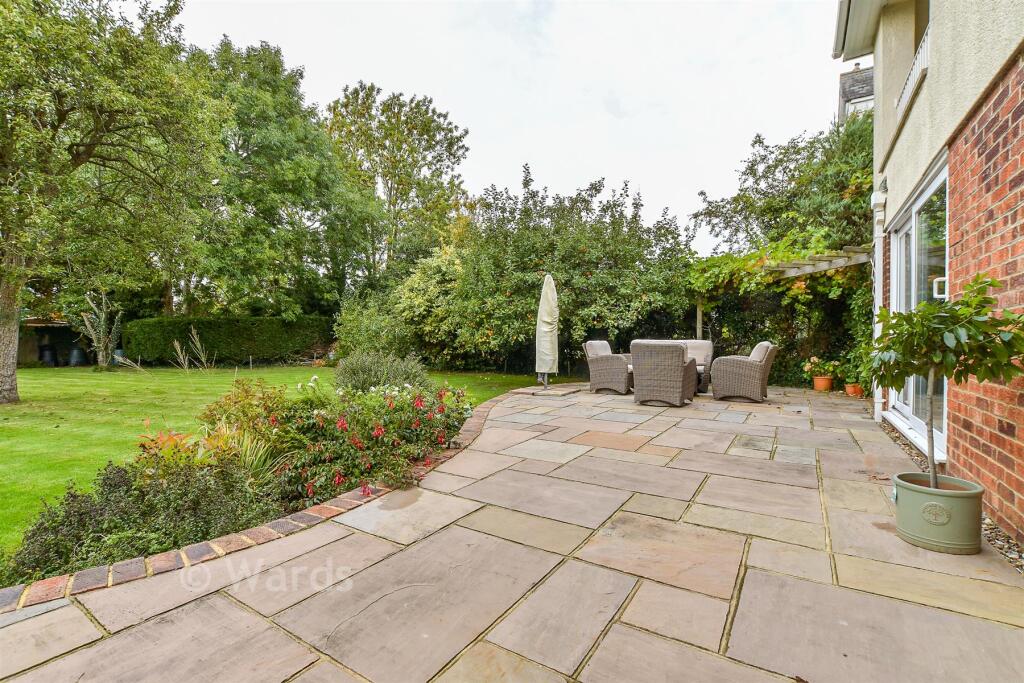 Patio / Decking