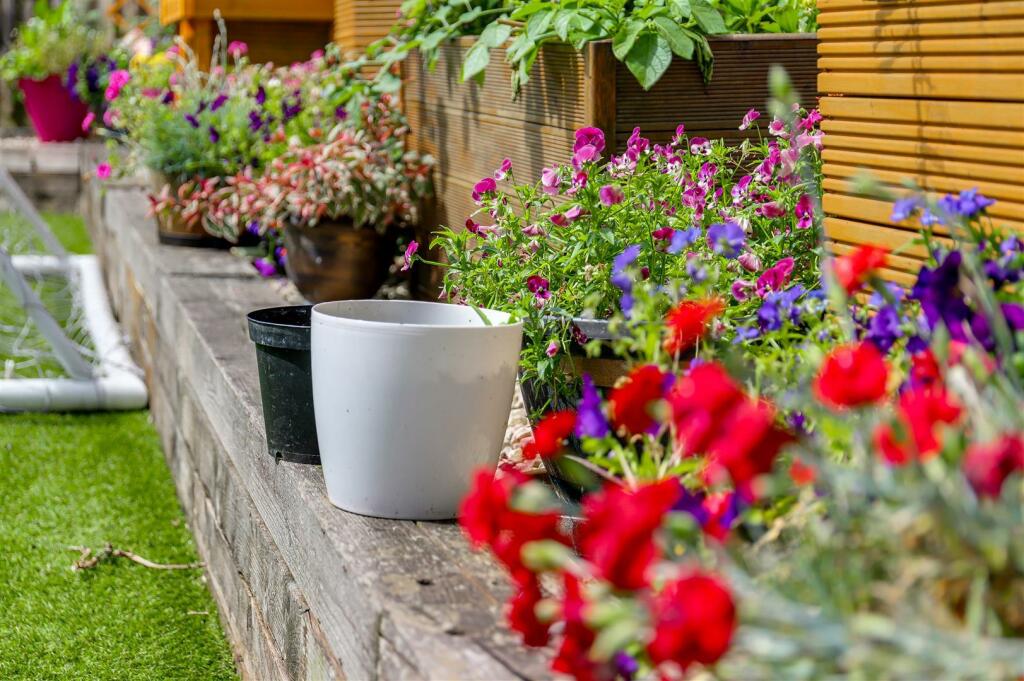 Deacons Place_20.JPG