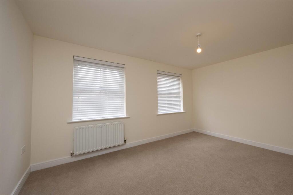 180725 Garth Road Trowbridge  July 2025   009.JPG