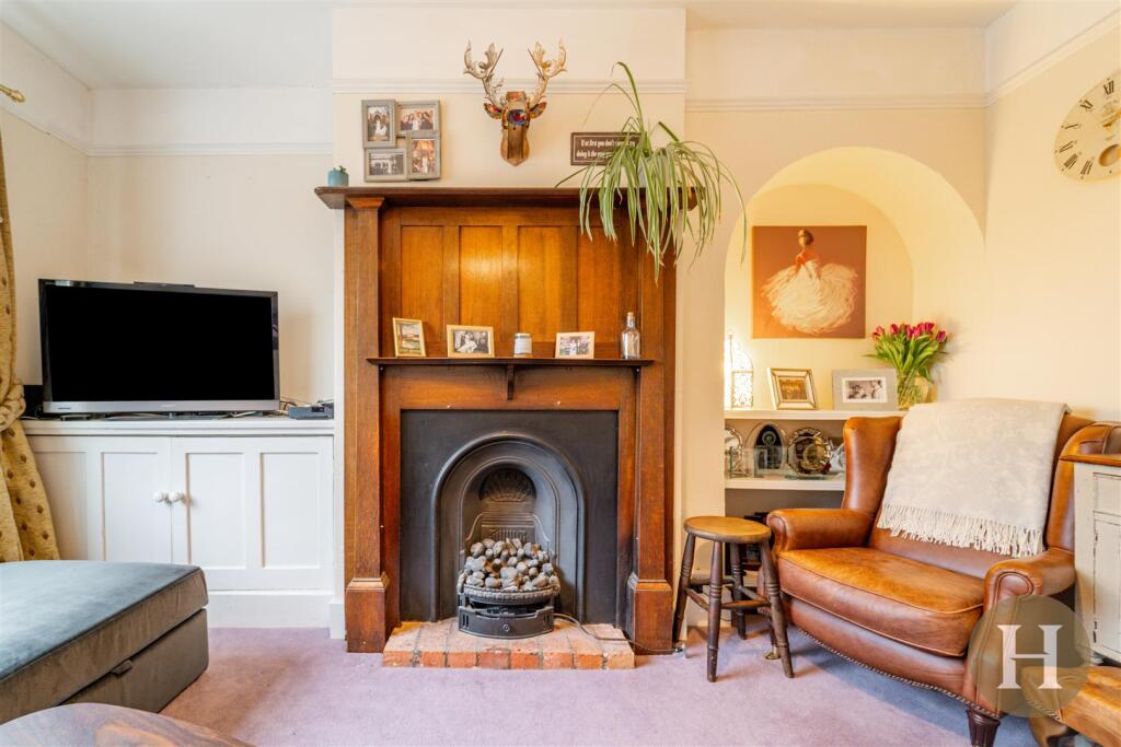 Hadleigh Estate Agents-11.jpg