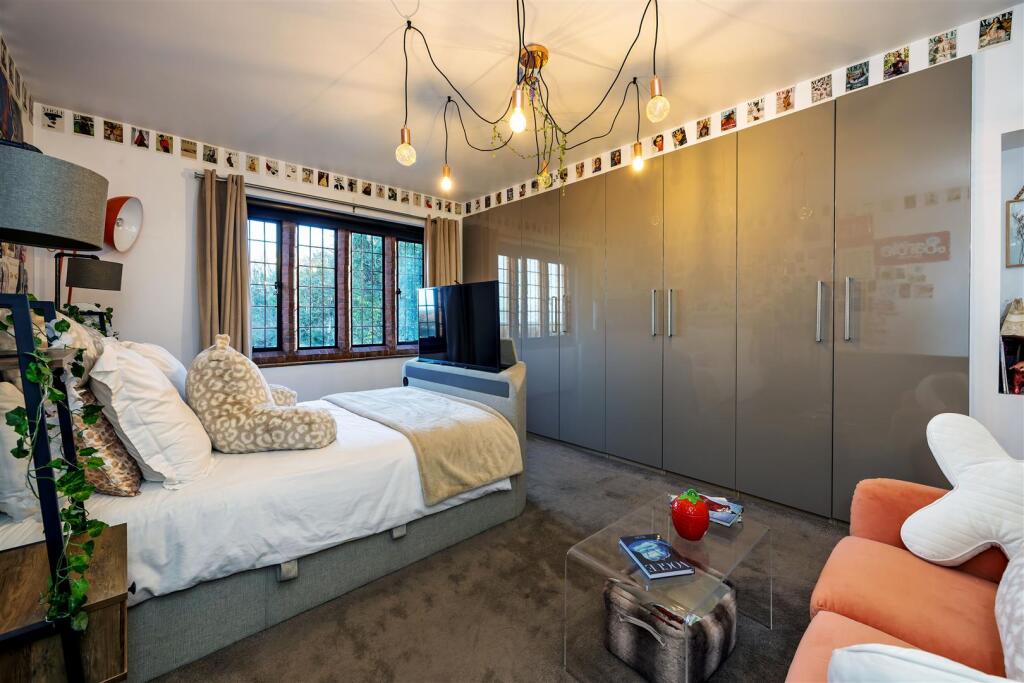 Bedroom 2 SAPL3877-20251125-DxO_DeepPRIME XD2s.jpg