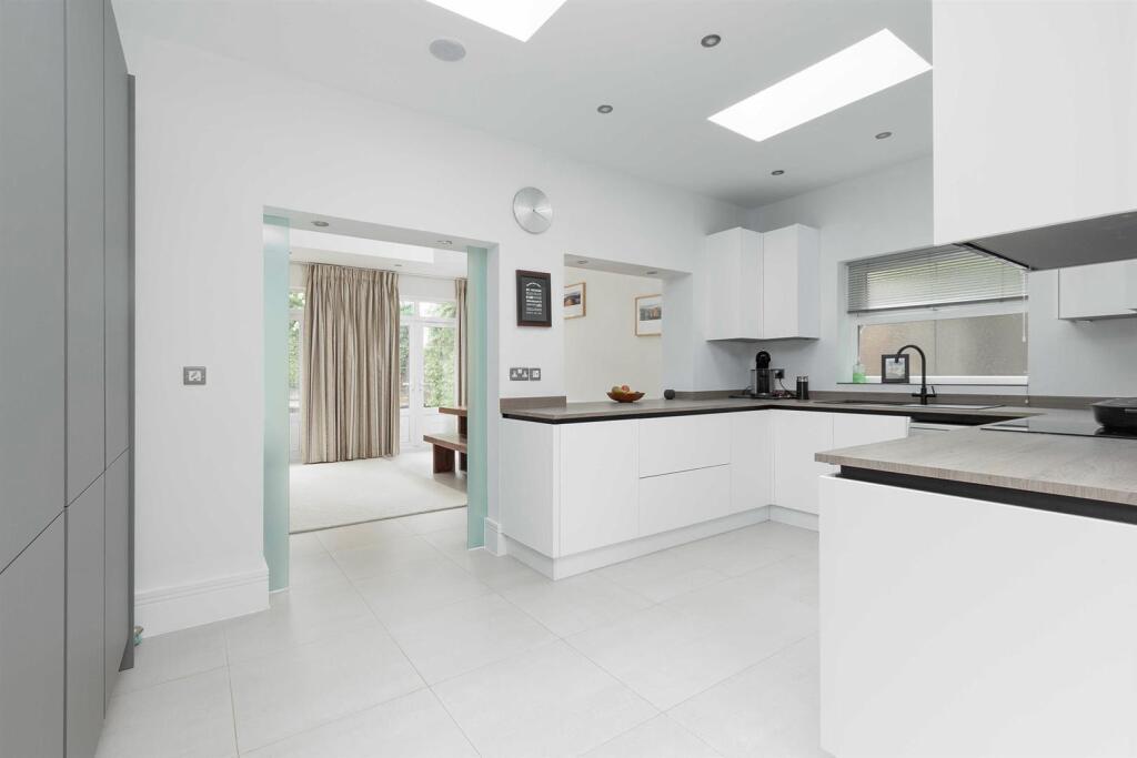 3 Marlborough Place, Lutterworth (14).jpg