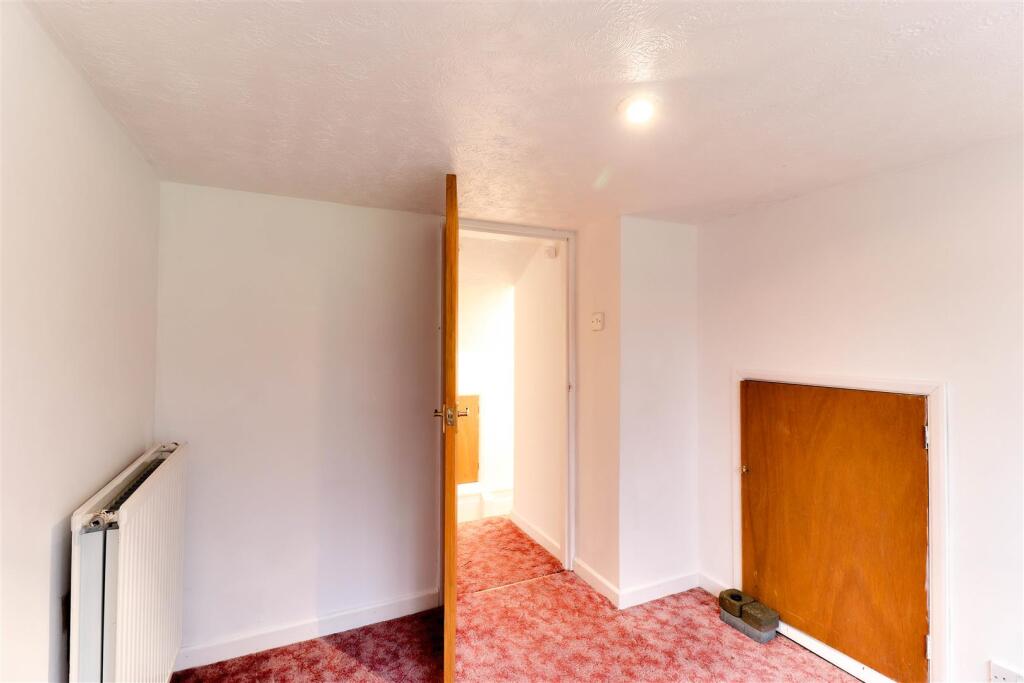 46. Bed 3.jpg