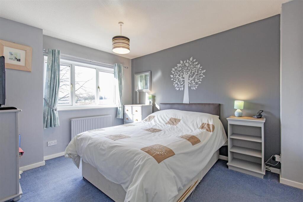 Bedroom 2-1.jpg