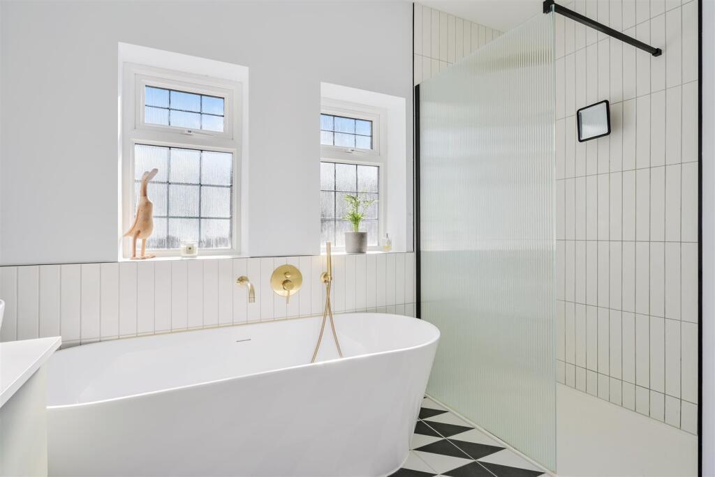 WHITE BEAM WAY, 22 (2).jpg