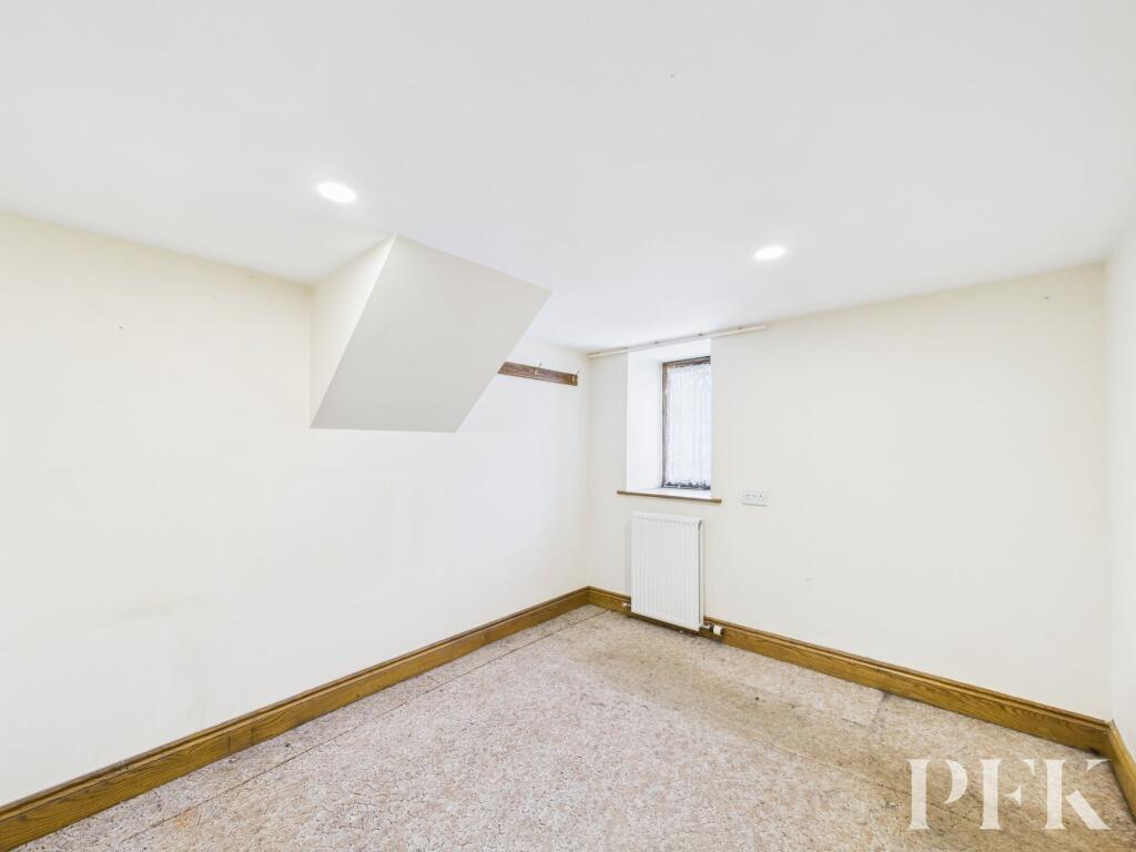 Swinburn Barn - Bedroom 2