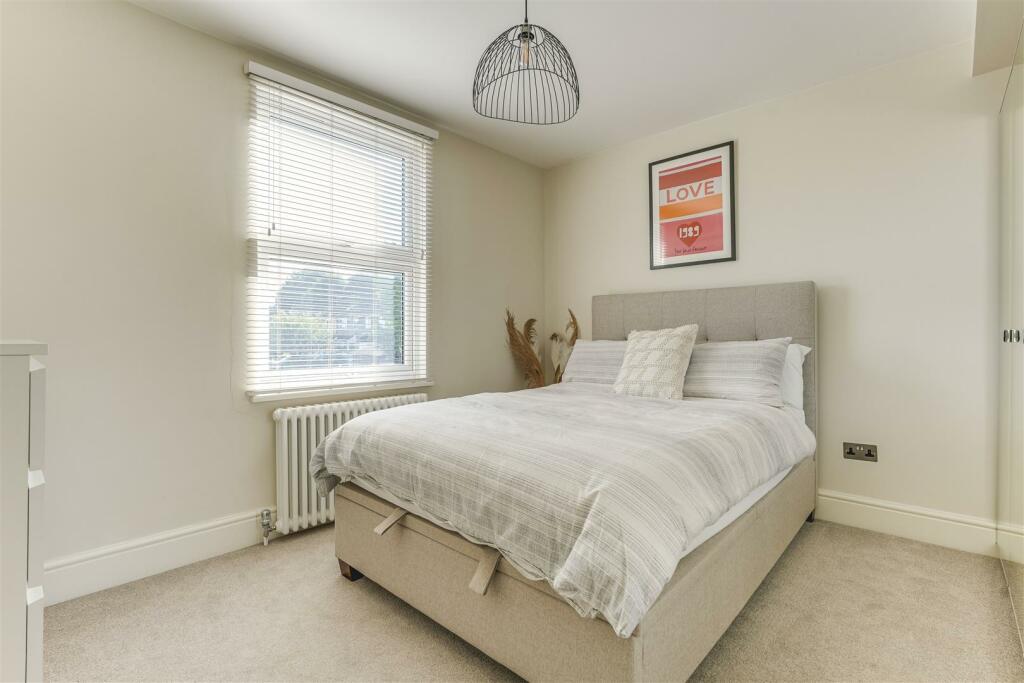 21 London Road-16.jpg