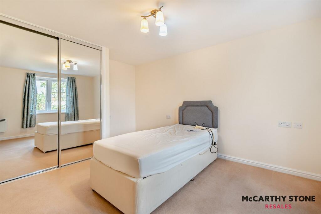 8622792-interior12-800.jpg