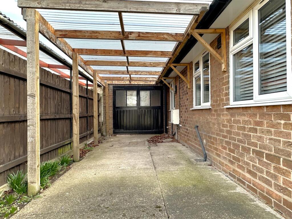 GARAGE &amp; Carport 809