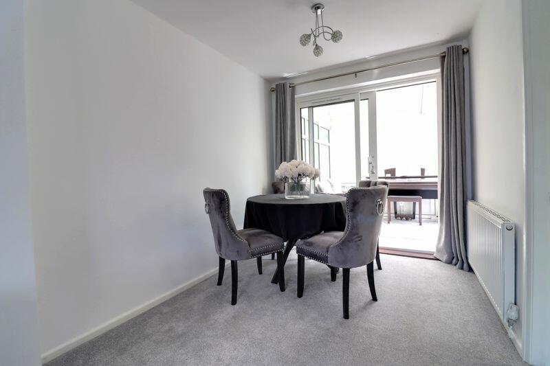 Living/Dining Room