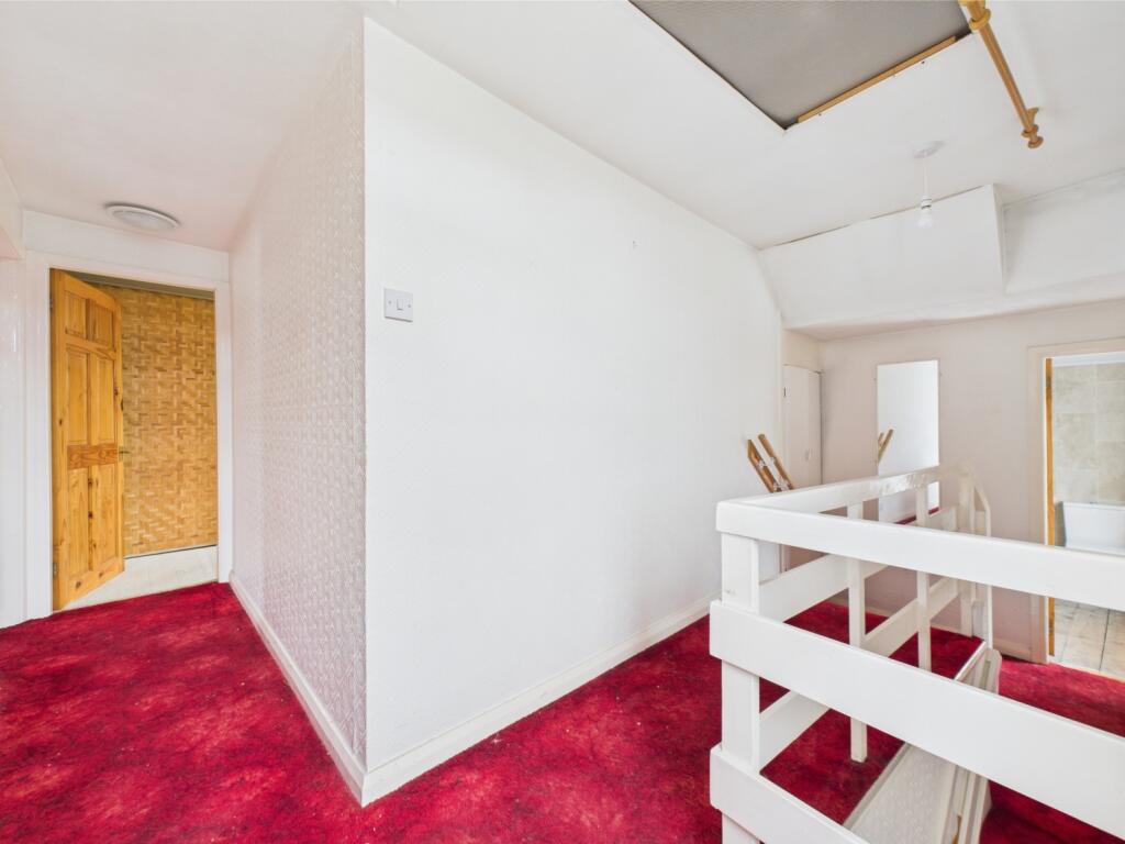 CAM02195G0-PR0073-STILL022