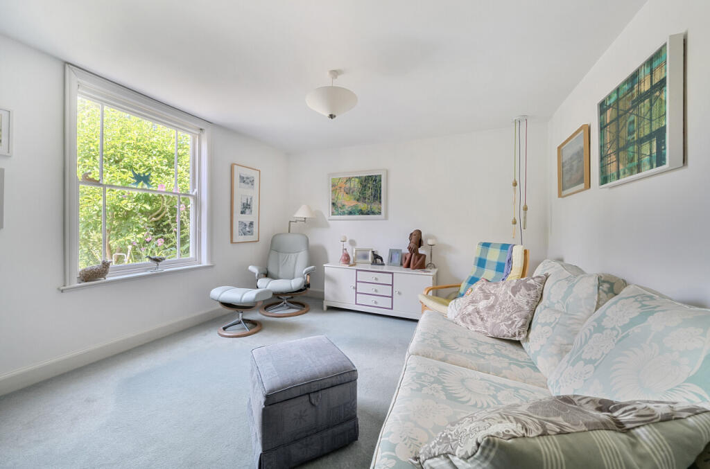 1326456-4-687e2cc...