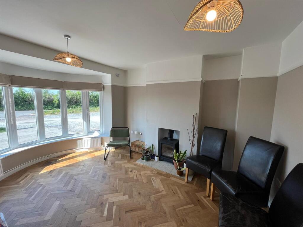 WhatsApp Image 2025-04-11 at 18.03.06_09387b4e.jpg