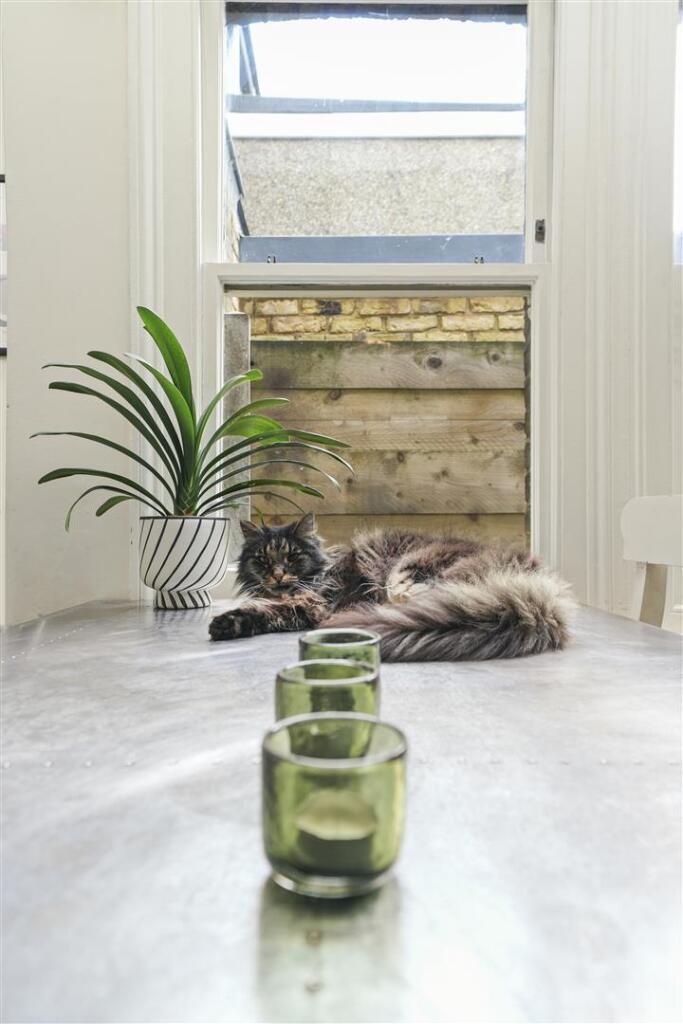 Grosvenor Park Road, E17