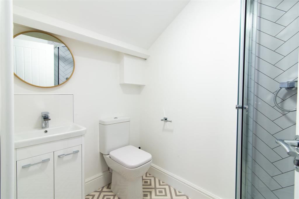Room 6-4.jpg