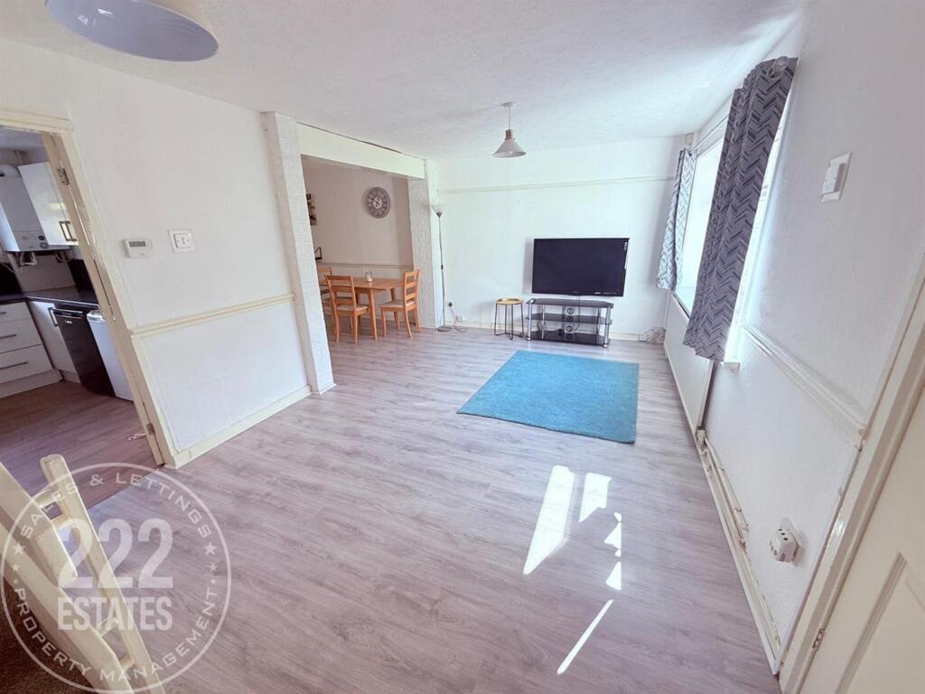 PHOTO-2025-09-25-12-53-47 (4).jpg