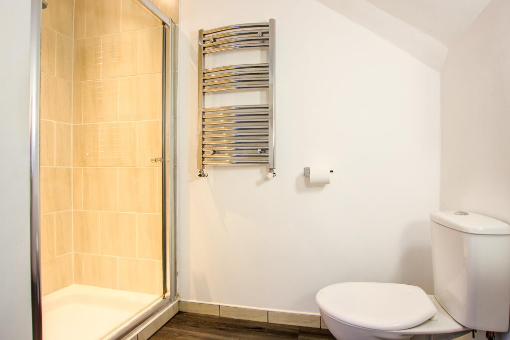 Bathroom  (1)