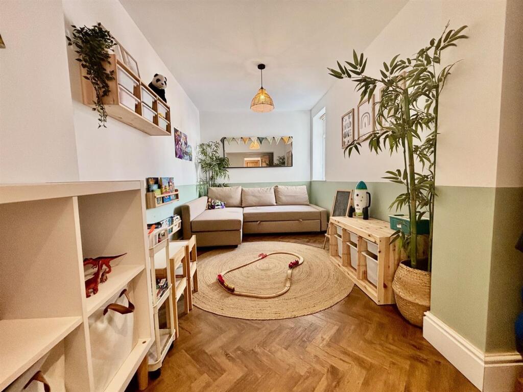 Family Room/Home Office