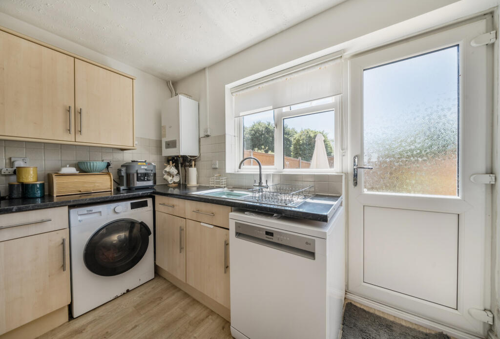 1328556-11-68837b...