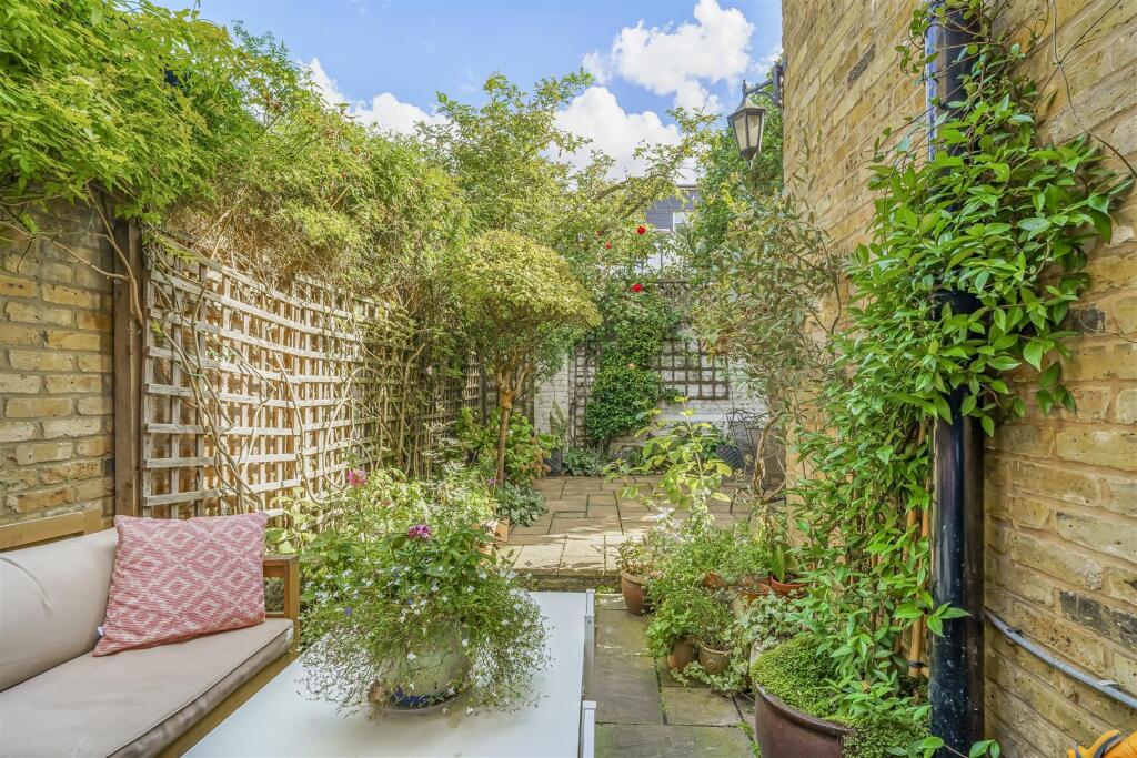 15_Commondale__Putney__SW15_1HS-34.JPG