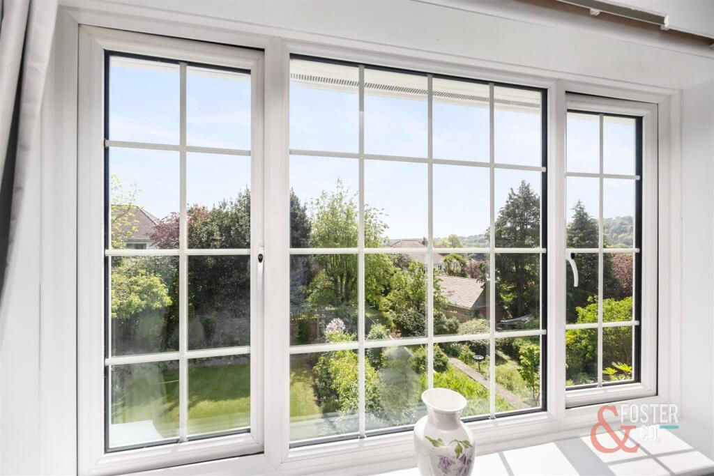 Surrenden Crescent 32-010.jpg