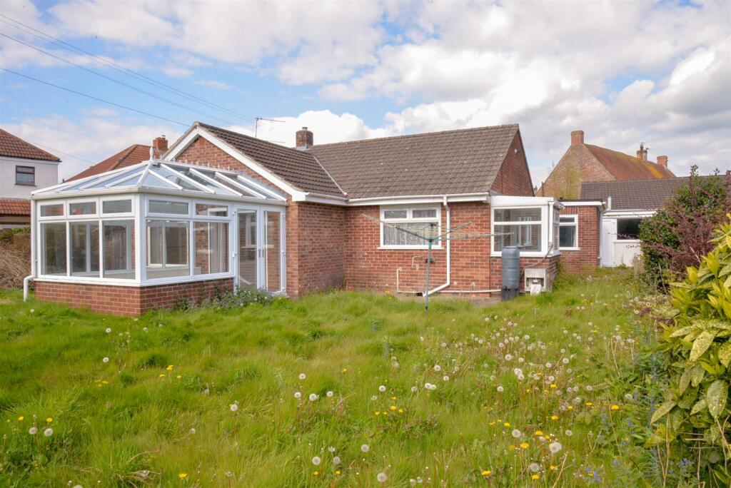 Rear Garden 1.jpg