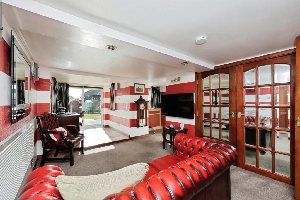 Lower Floor Lounge