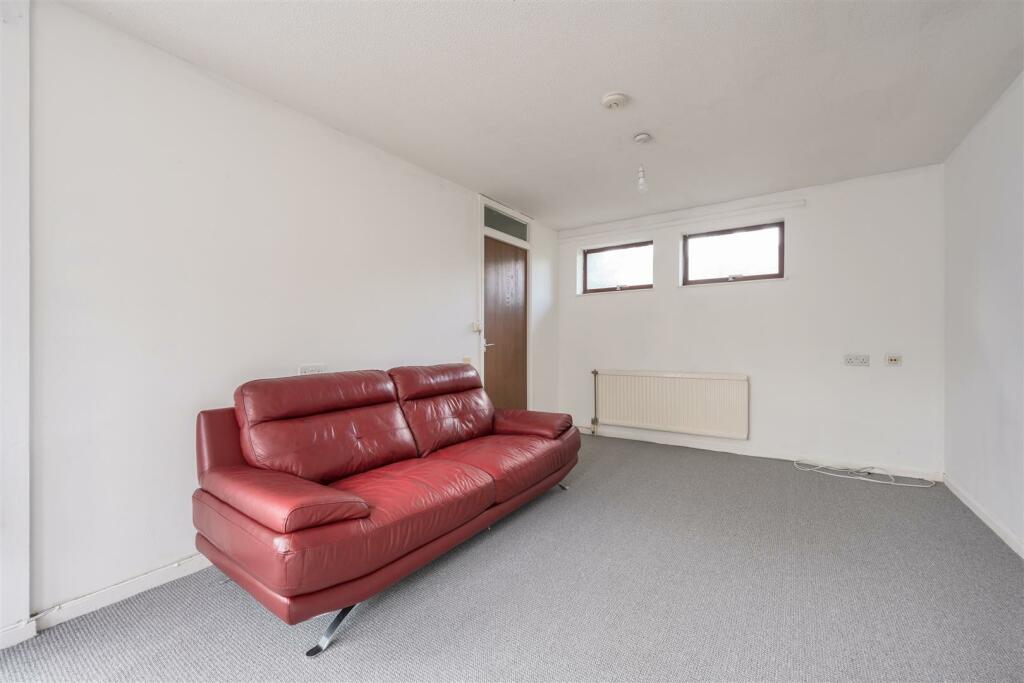 Dawlish Road E10
