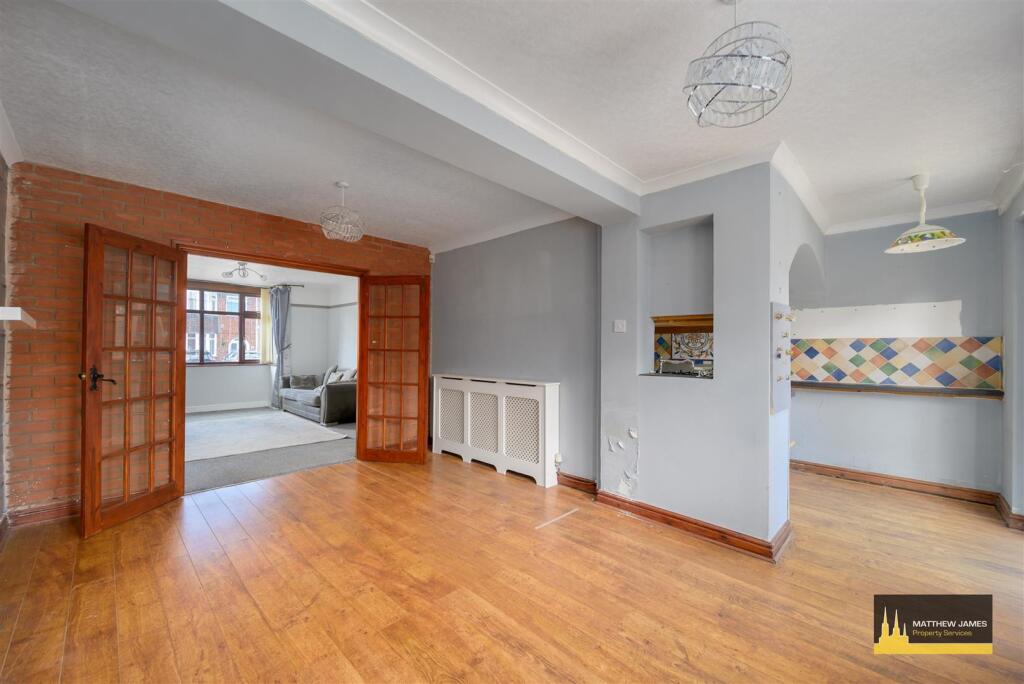 Kitchen/Dining