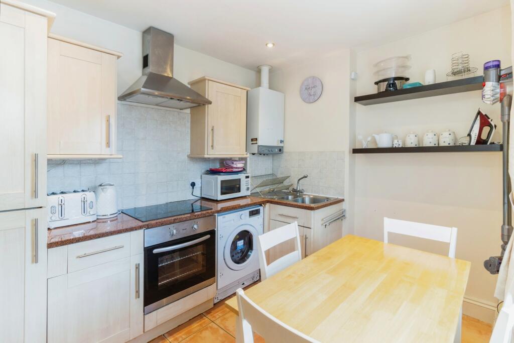 Kitchen/Breakfast