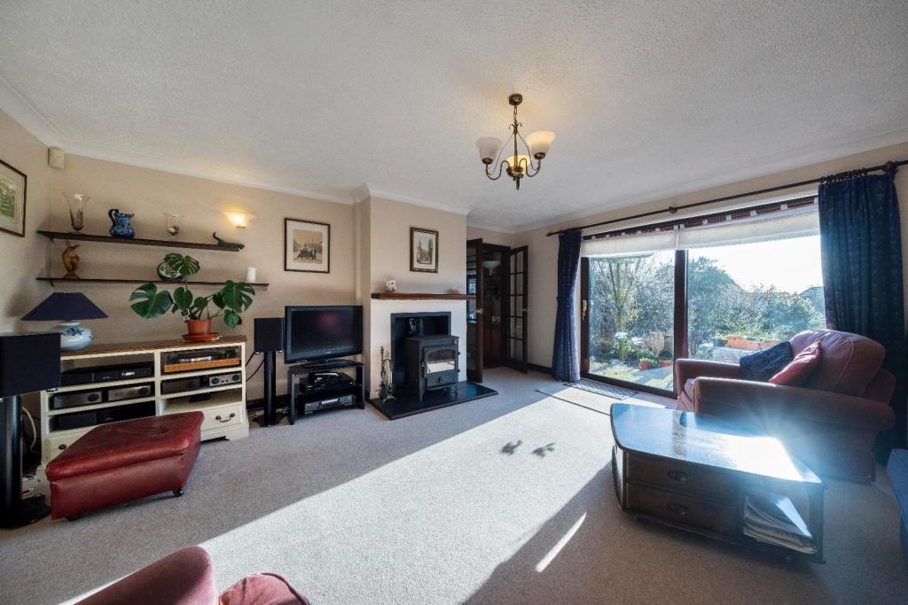 Meadow House-010.JPG