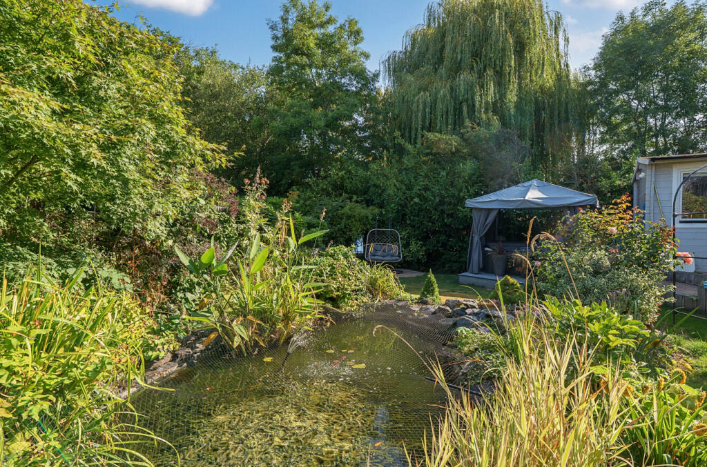 1340530-20-689f03...