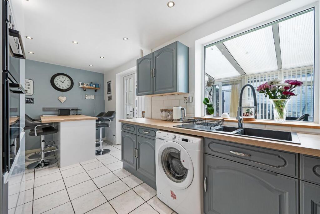 38 Broadstone Road HDR-25.jpg