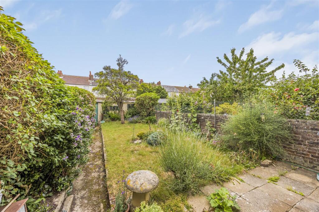 73 Ripley Grove, Baffins-PorticoMarketing-SoldBy-2