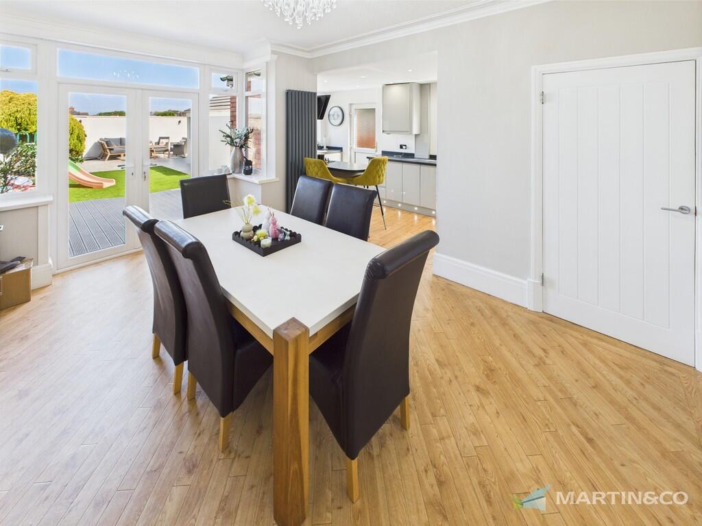 CAM02318G0-PR0441...