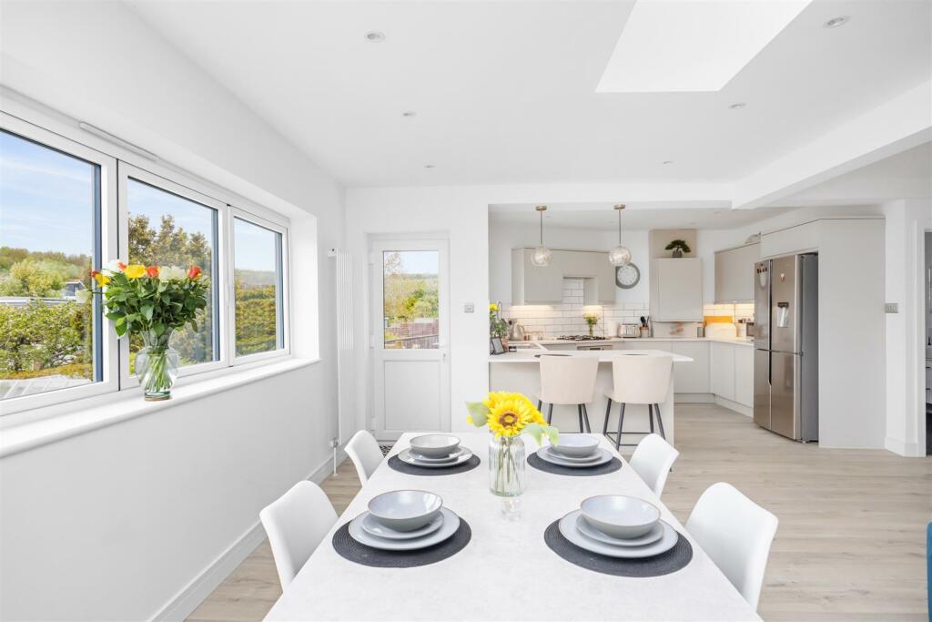 Kitchen/Lounge/Dining Room