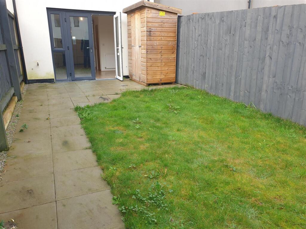 Garden 2.jpg